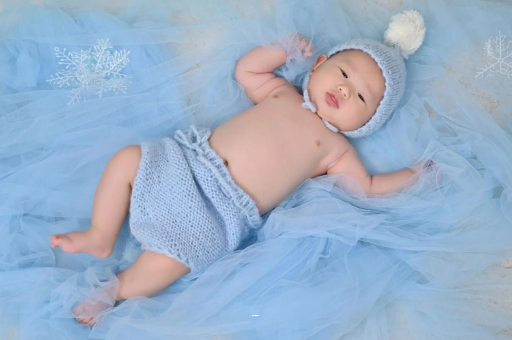 三亚宝宝呕吐发烧